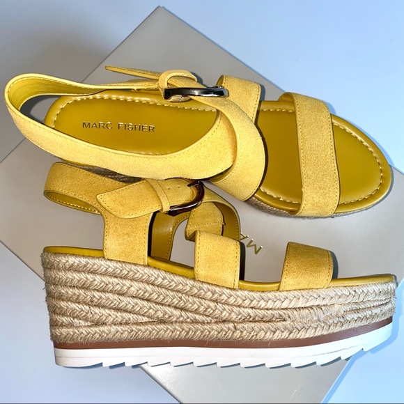 SOLD 💕Marc Fisher Zain Espadrille Wedge Sandal - Picture 3 of 7